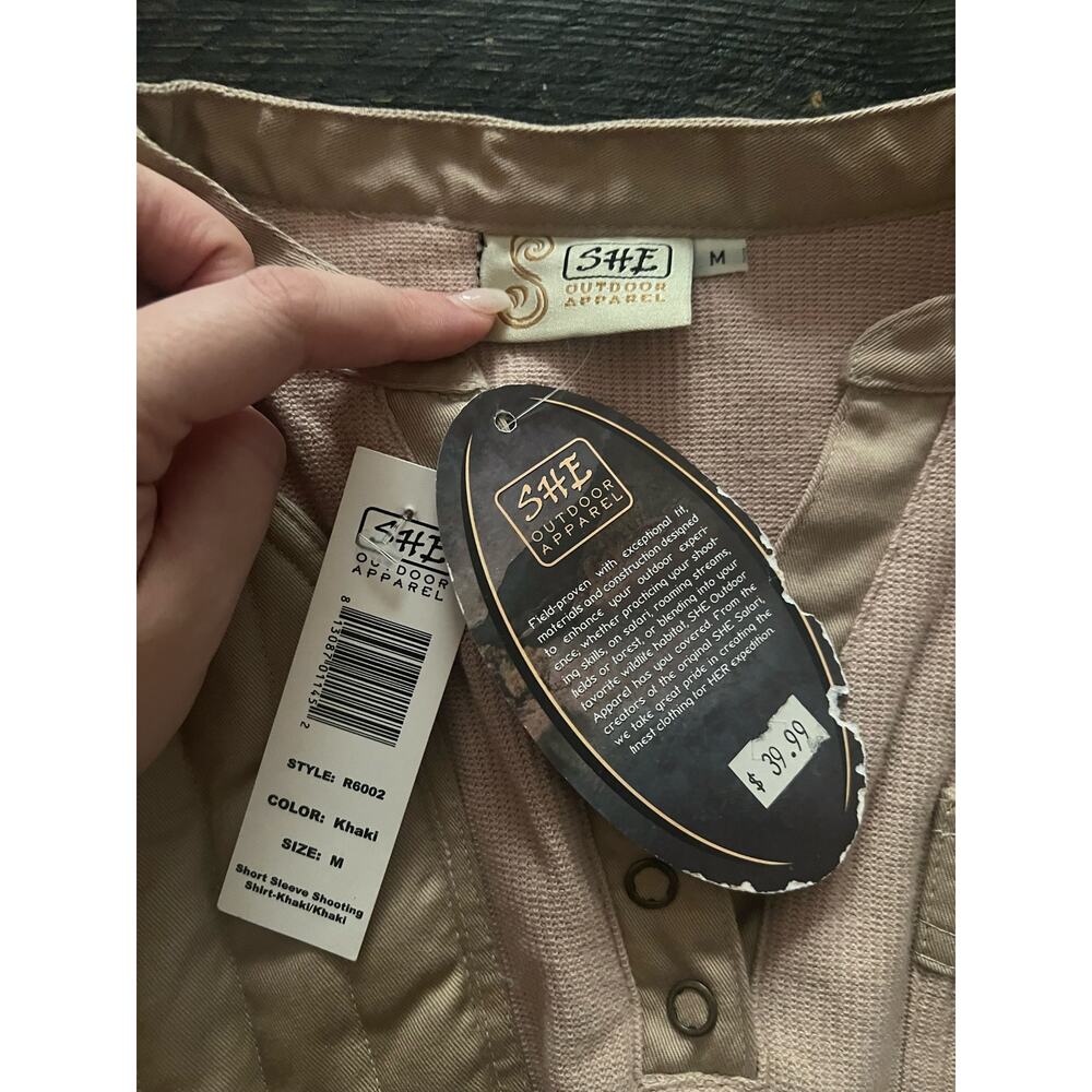 Size medium RHODE Wear shirt - Picture 6 of 7